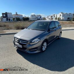 
										MERCEDES B180 full									