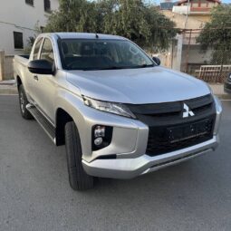 
										MITSUBISHI L200 full									