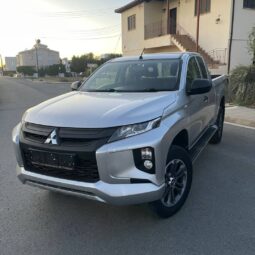 
										MITSUBISHI L200 full									