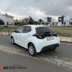 
										TOYOTA YARIS full									