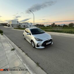 
										TOYOTA YARIS full									