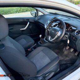 
										FORD FIESTA full									