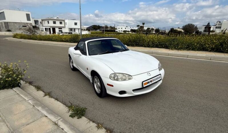 
								MAZDA MX-5 full									