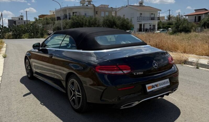
								MERCEDES C200 CONVERTIBLE full									