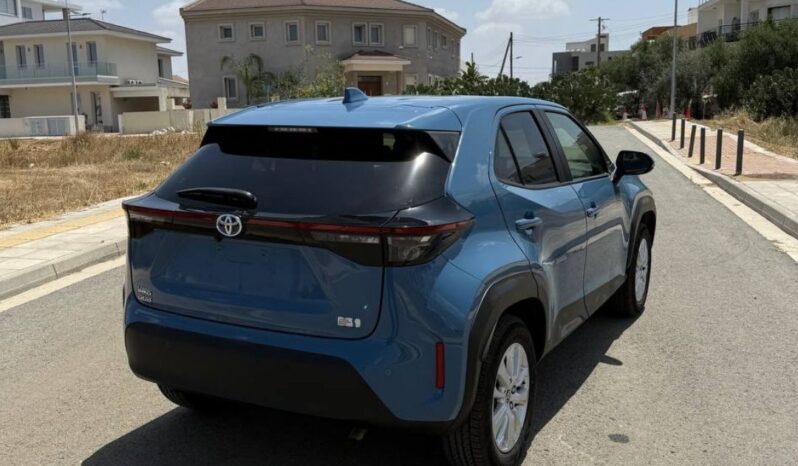 
								TOYOTA YARIS CROSS full									