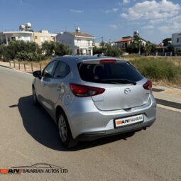 
										MAZDA 2 full									