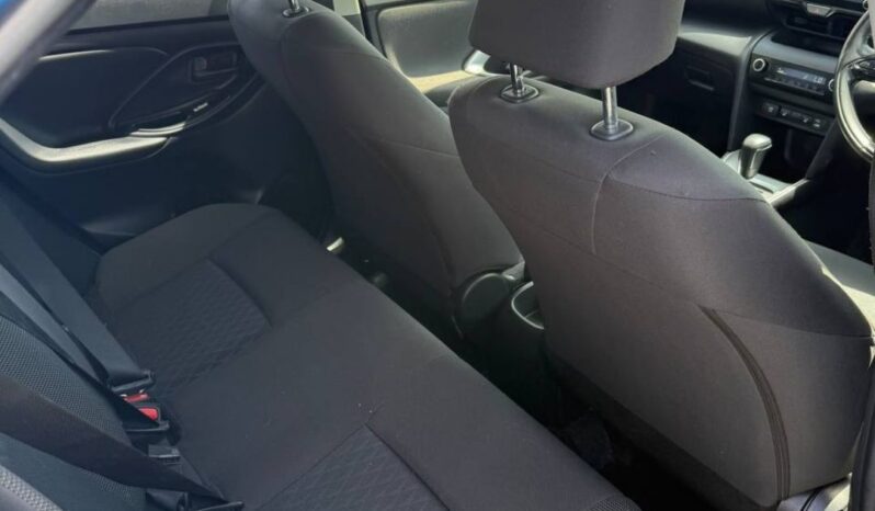 
								TOYOTA YARIS CROSS full									