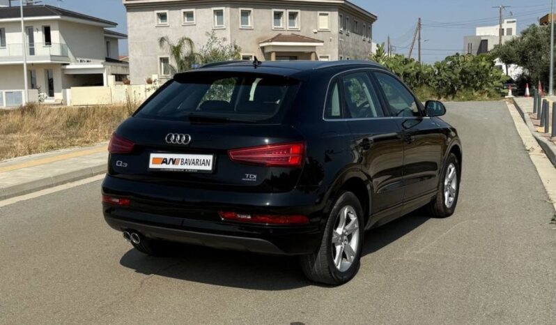 
								AUDI Q3 full									