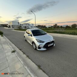 
										TOYOTA YARIS full									