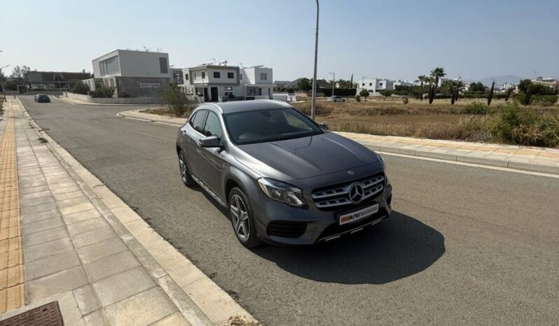 
								MERCEDES GLA full									