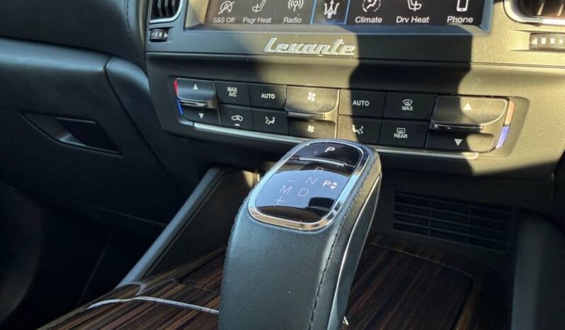 
								MASERATI LEVANTE GRANLUSSO D4 full									