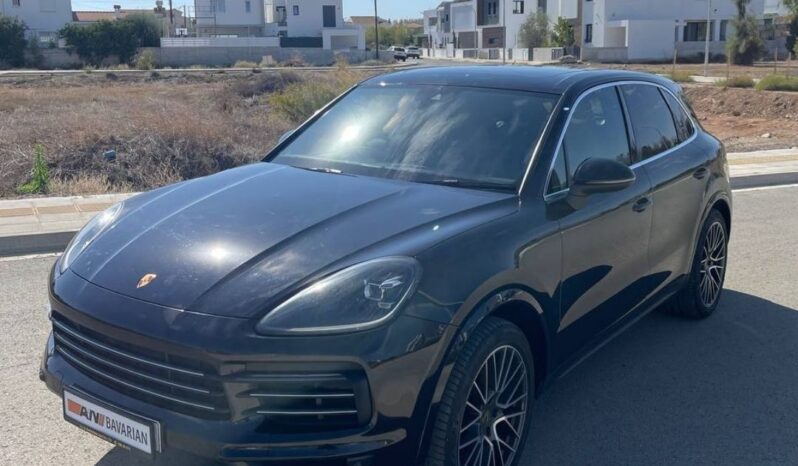 
								PORSCHE CAYENNE 3.0 V6 full									