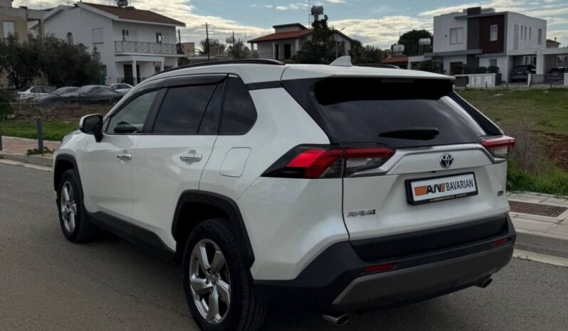 
								TOYOTA RAV4 4WD full									