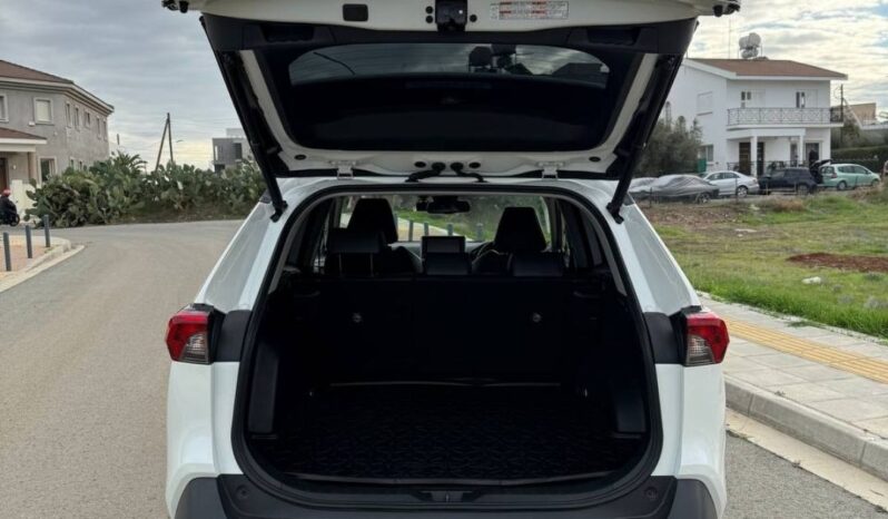 
								TOYOTA RAV4 4WD full									