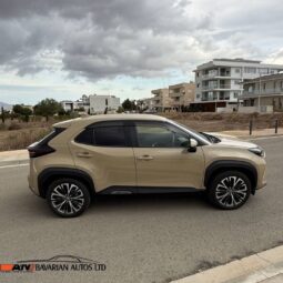 
										TOYOTA YARIS CROSS full									