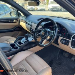 
										PORSCHE CAYENNE 3.0 V6 full									