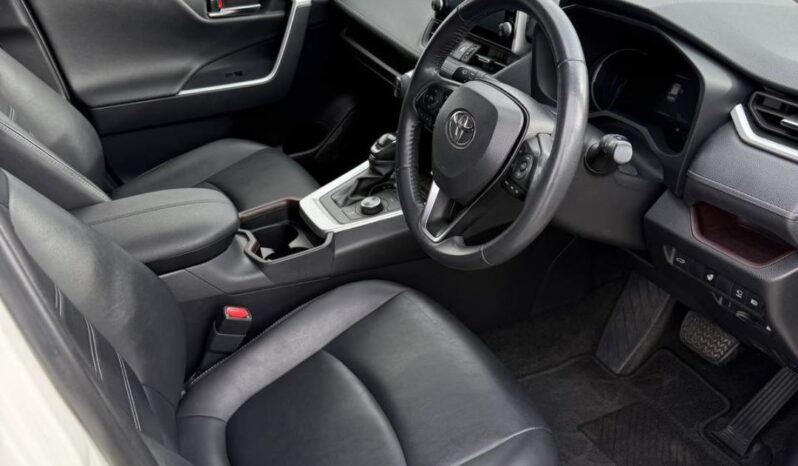 
								TOYOTA RAV4 4WD full									