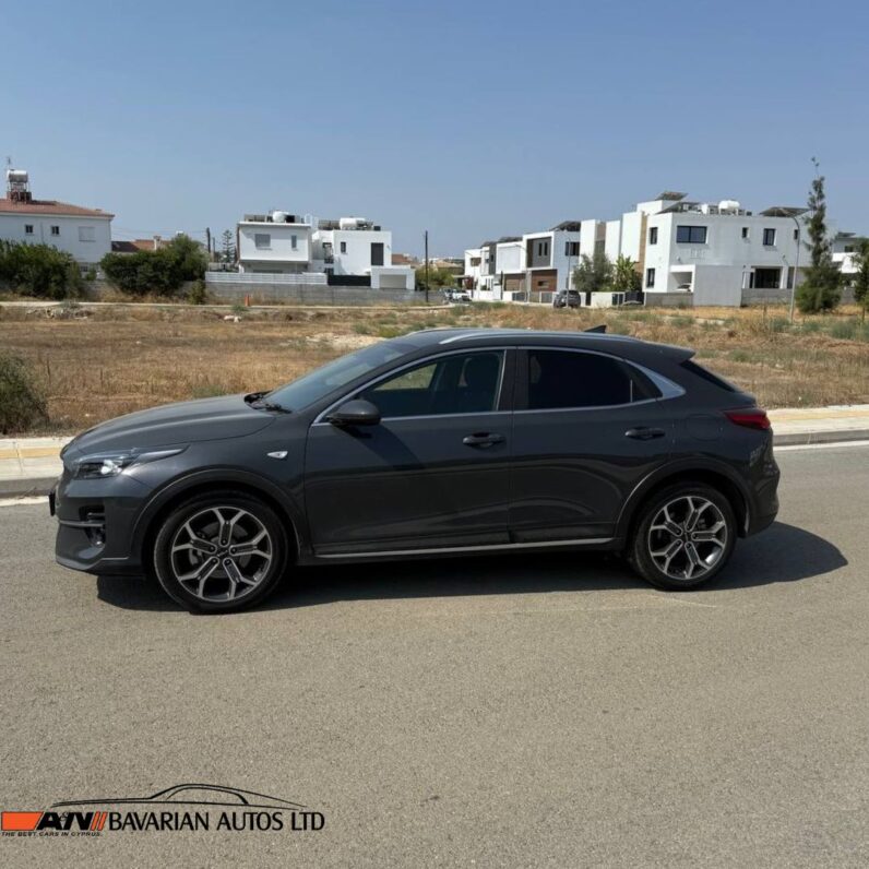 
								KIA XCEED full									