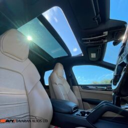 
										PORSCHE CAYENNE 3.0 V6 full									