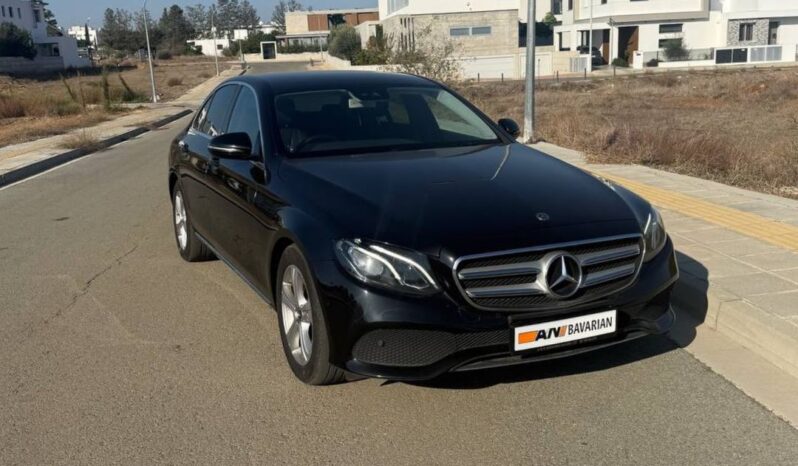 
								MERCEDES E-CLASS full									