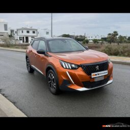 
										PEUGEOT 2008 GT LINE full									