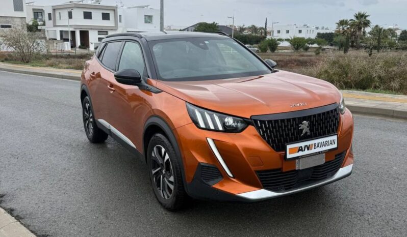 
								PEUGEOT 2008 GT LINE full									