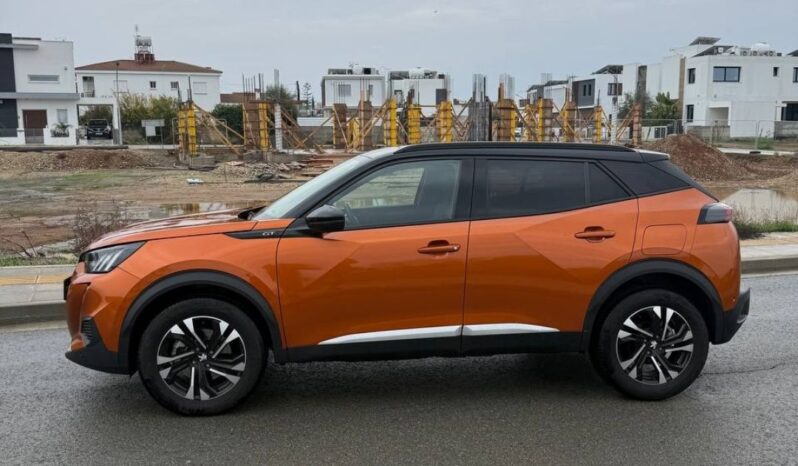 
								PEUGEOT 2008 GT LINE full									