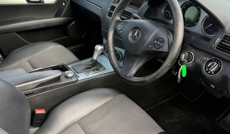 
								MERCEDES C CLASS full									