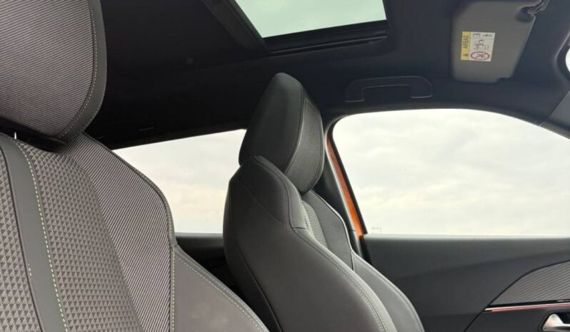 
								PEUGEOT 2008 GT LINE full									