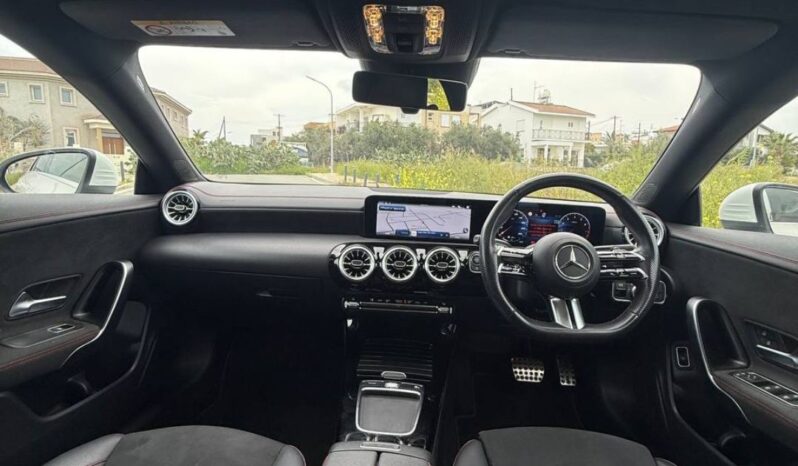 
								MERCEDES CLA full									