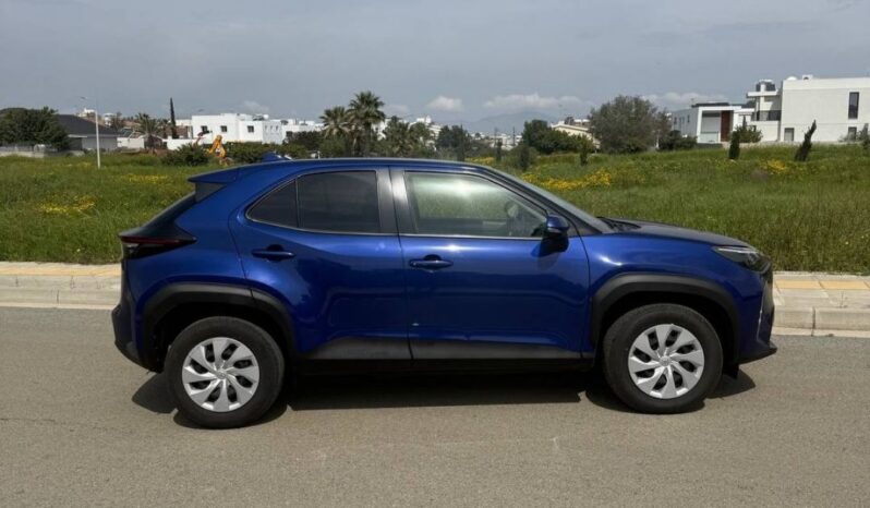 
								TOYOTA YARIS CROSS full									