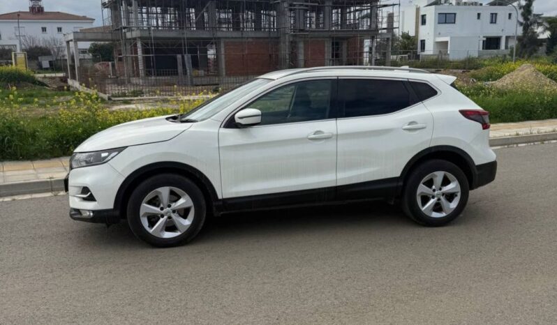 
								NISSAN QASHQAI full									