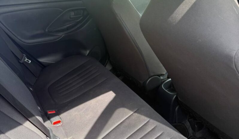 
								TOYOTA YARIS CROSS full									