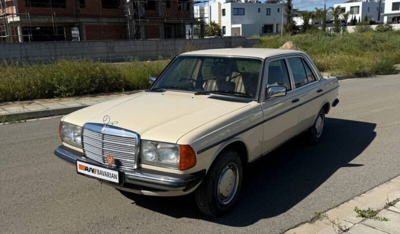 
								MERCEDES 123 full									