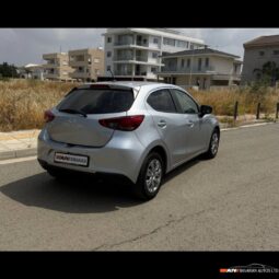
										MAZDA 2 full									