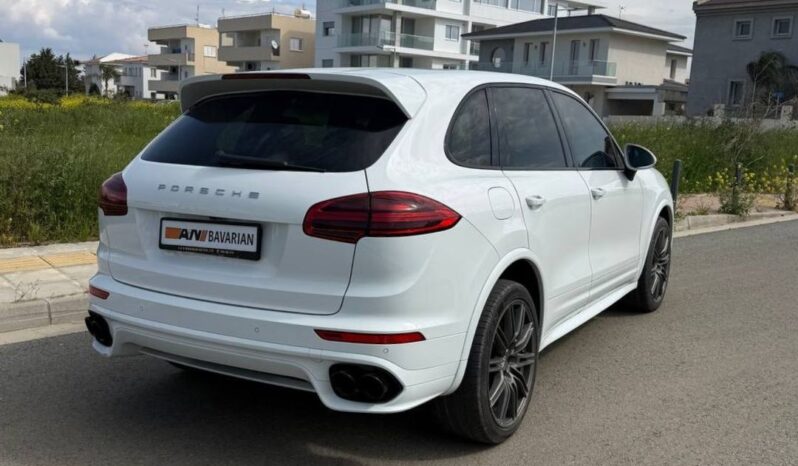 
								PORSCHE CAYENNE full									