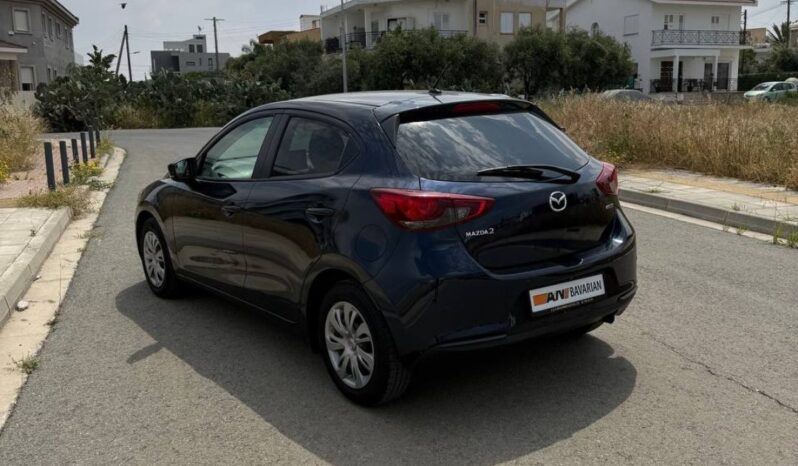 
								MAZDA 2 full									
