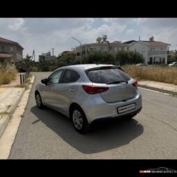
										MAZDA 2 full									