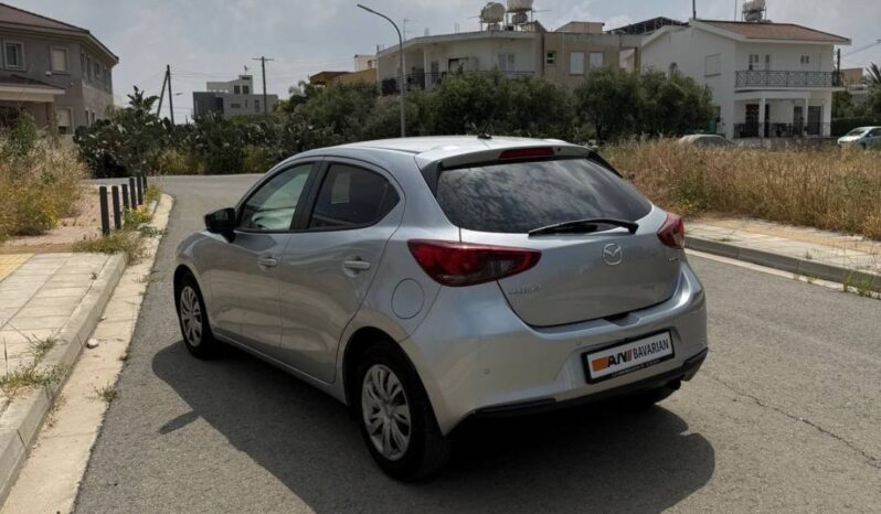 
								MAZDA 2 full									