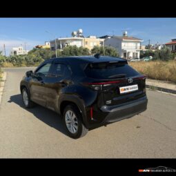 
										TOYOTA YARIS CROSS full									