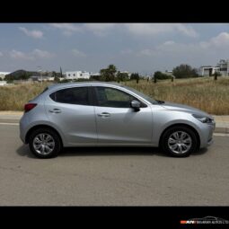 
										MAZDA 2 full									