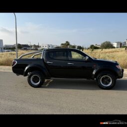 
										MITSUBISHI L200 full									
