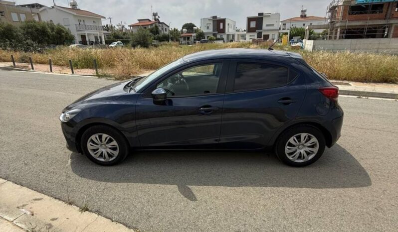 
								MAZDA 2 full									