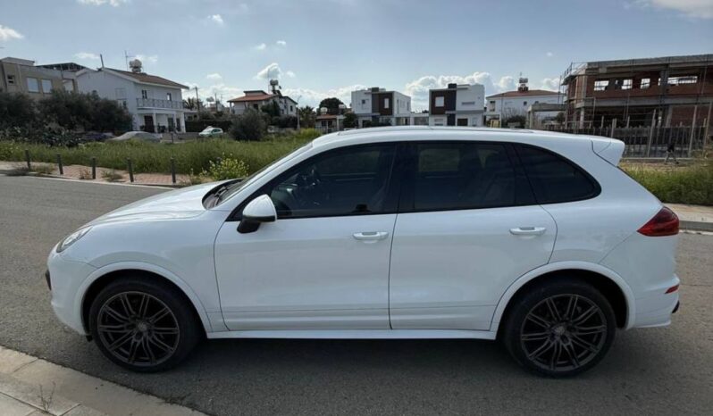 
								PORSCHE CAYENNE full									