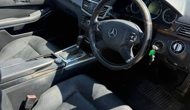 
								MERCEDES E CLASS full									