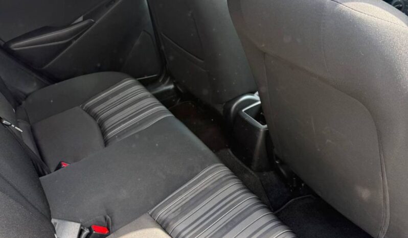 
								MAZDA 2 full									
