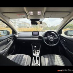 
										MAZDA 2 full									
