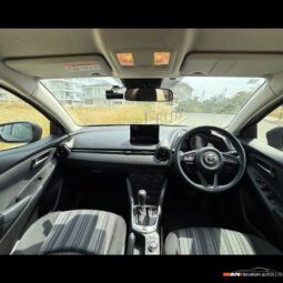 
										MAZDA 2 full									