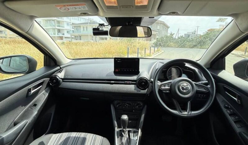 
								MAZDA 2 full									