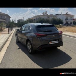 
										LEXUS UX full									